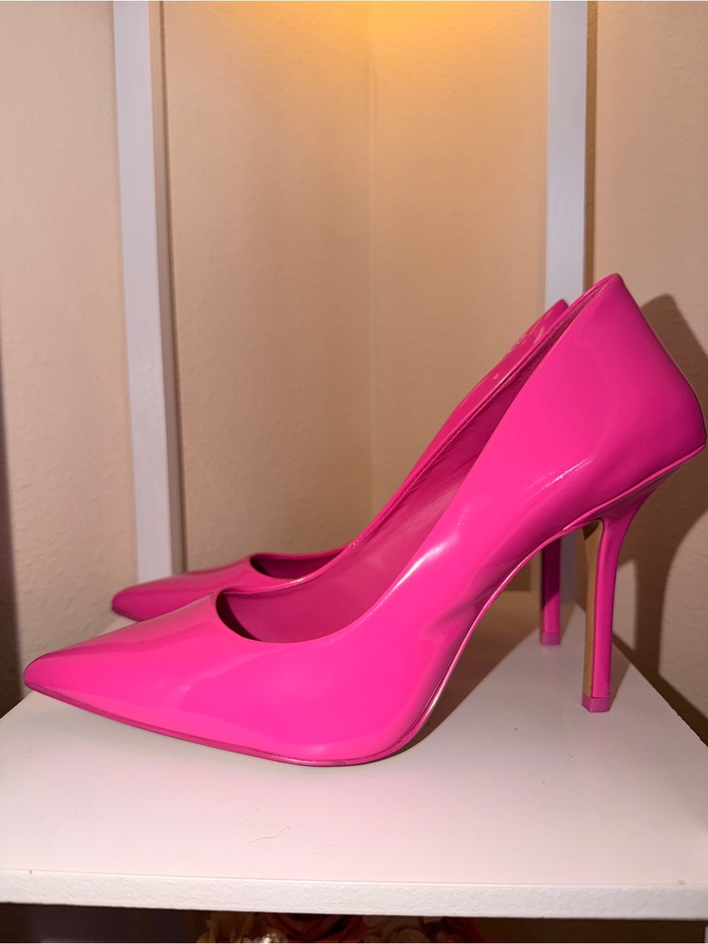 ALDO Hot Pink Pointed Toe Patent Pumps Sz 9 - Picture 2 of 5